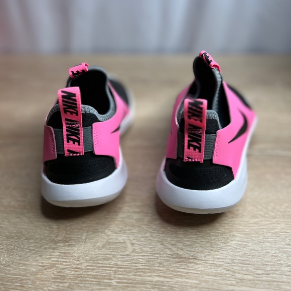 Nike Flex Runner Shoes - NWT - Picture 7 of 8